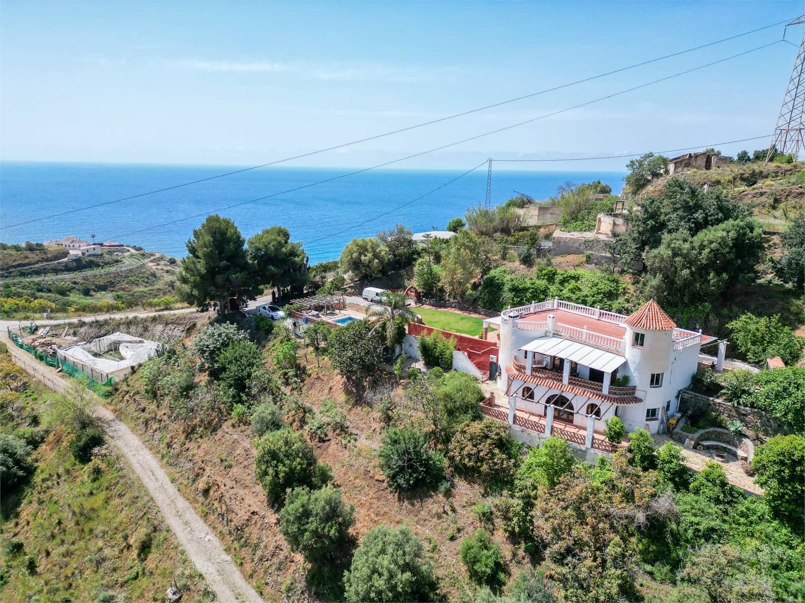 5 slaapkamer Villa te koop in Nerja met zwembad garage - € 950.000 (Ref: 9976385)