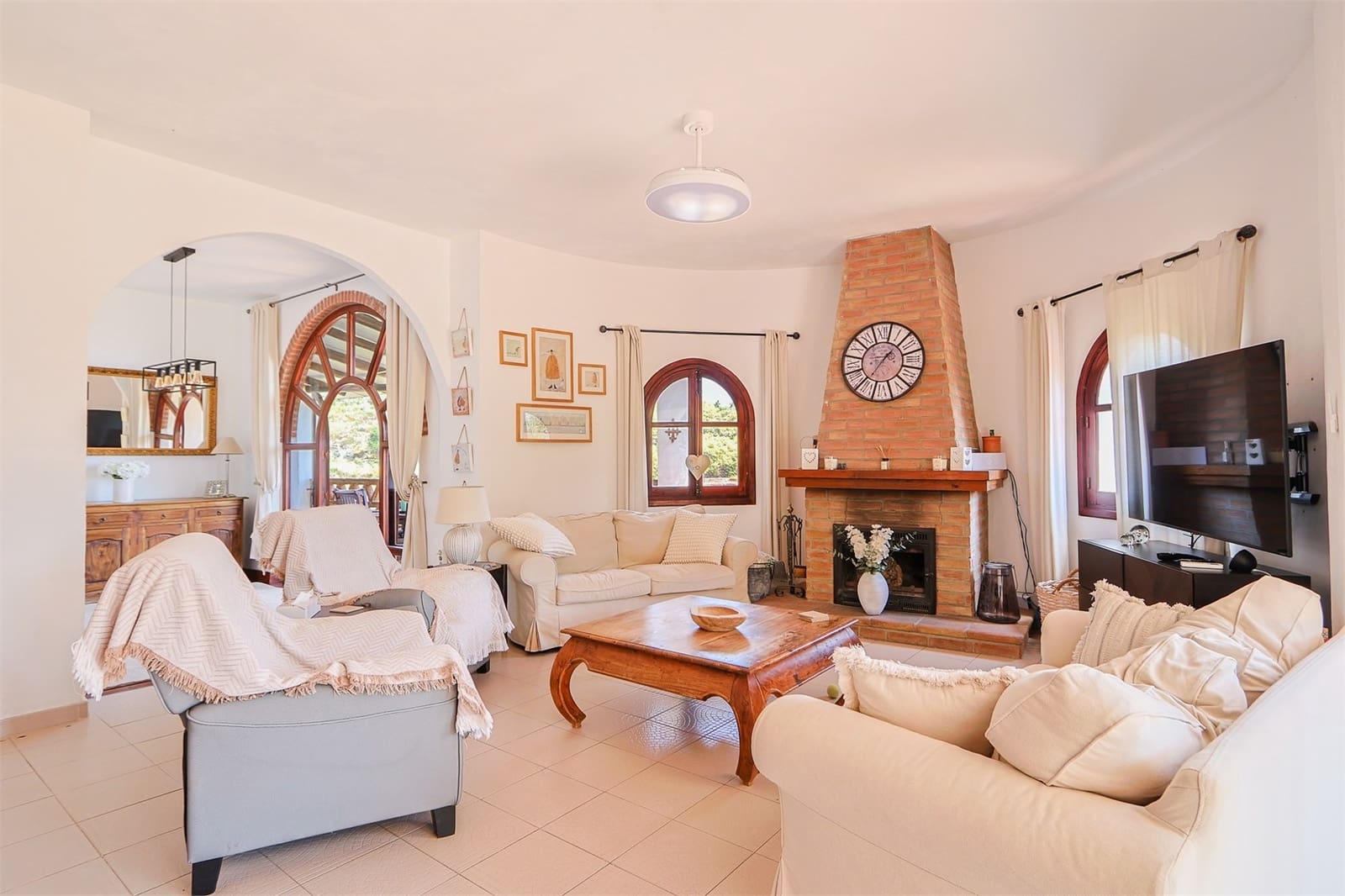 5 slaapkamer Villa te koop in Nerja met zwembad garage - € 950.000 (Ref: 9976385)