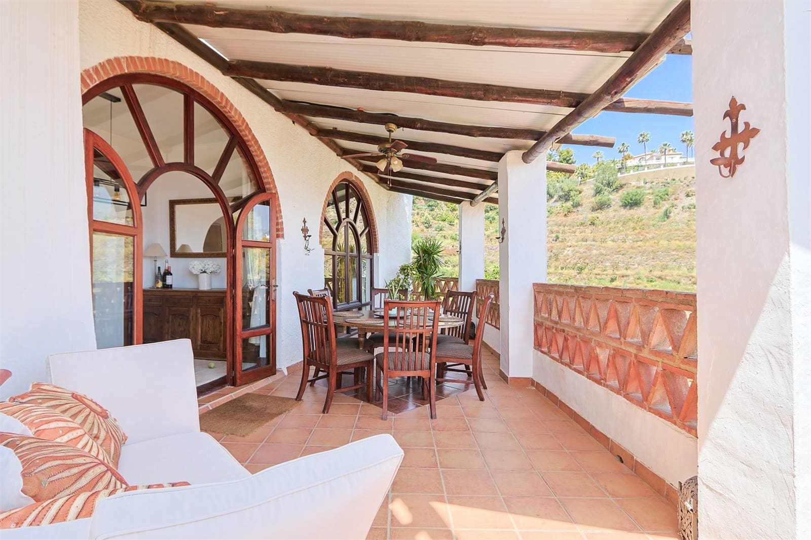 5 slaapkamer Villa te koop in Nerja met zwembad garage - € 950.000 (Ref: 9976385)