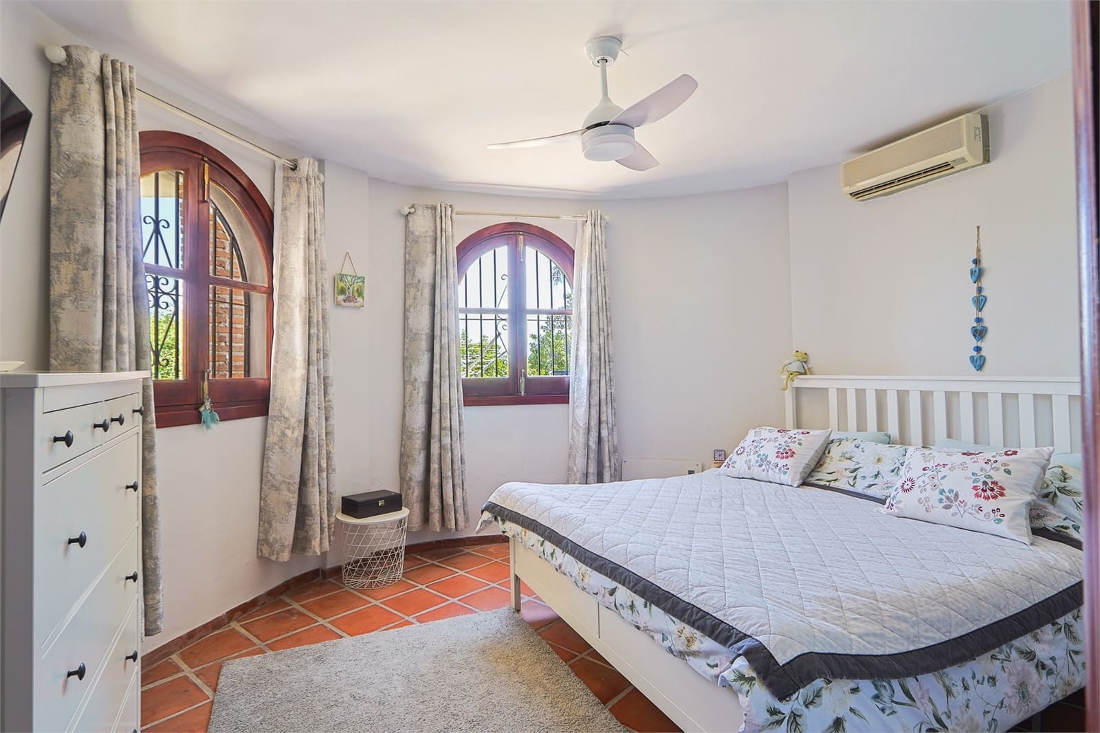 5 slaapkamer Villa te koop in Nerja met zwembad garage - € 950.000 (Ref: 9976385)