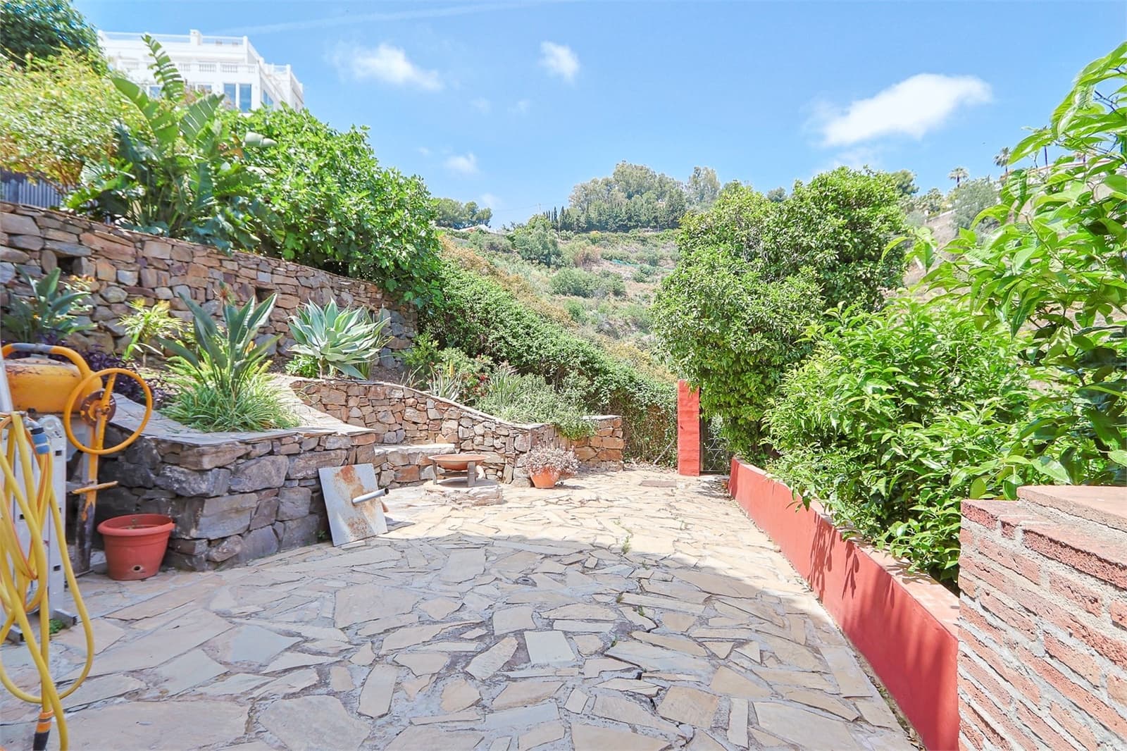 5 slaapkamer Villa te koop in Nerja met zwembad garage - € 950.000 (Ref: 9976385)