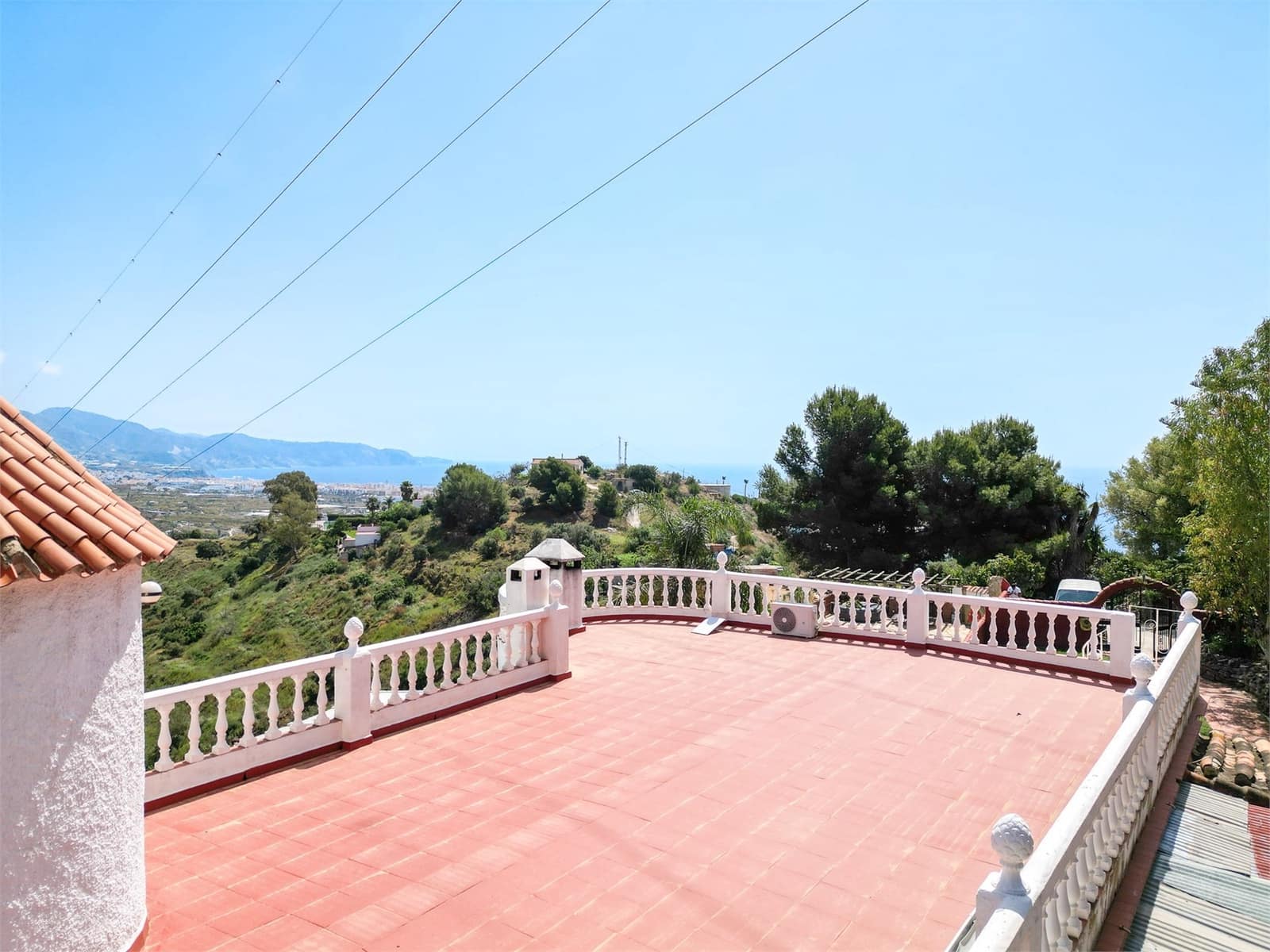 5 slaapkamer Villa te koop in Nerja met zwembad garage - € 950.000 (Ref: 9976385)