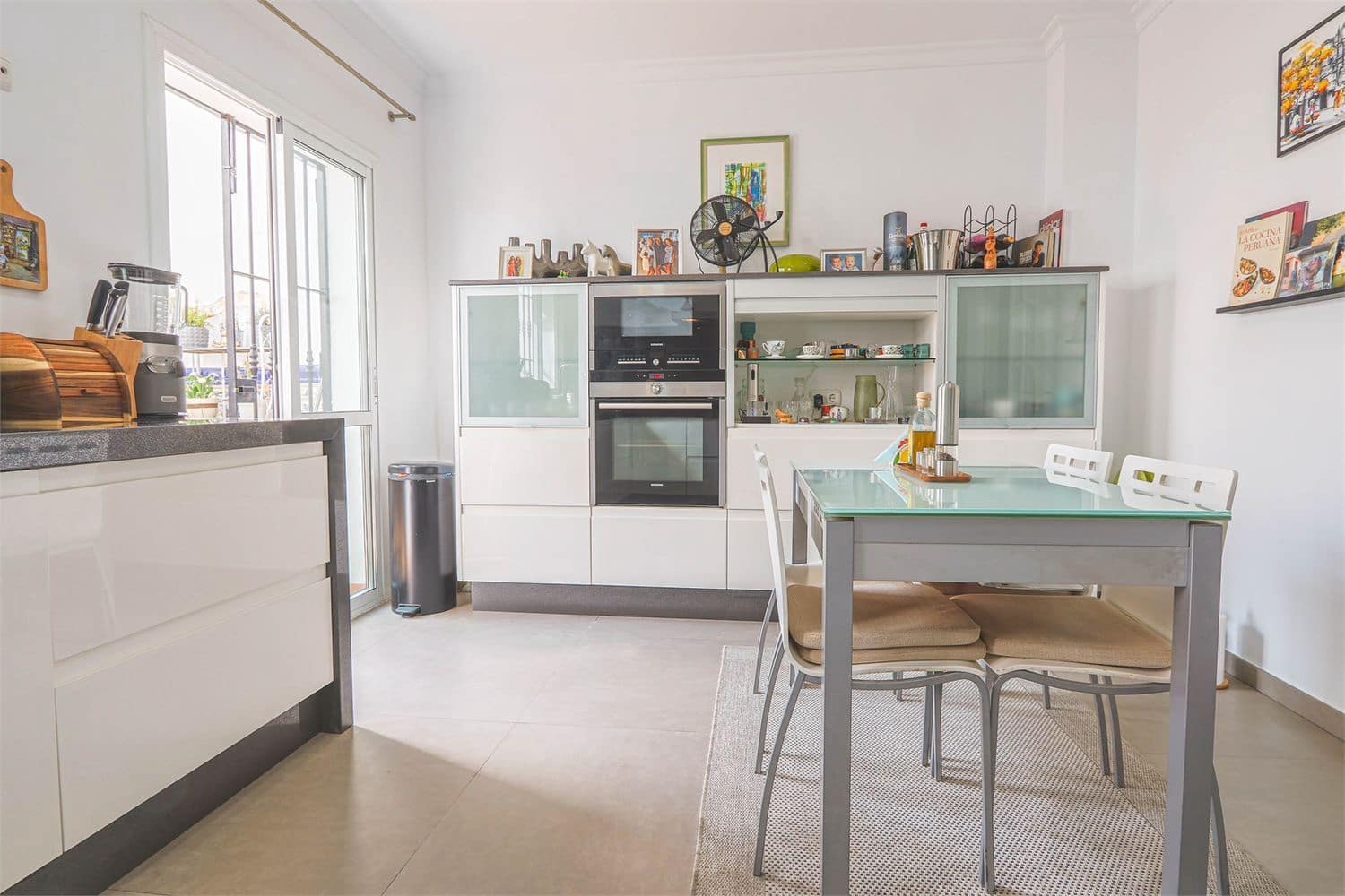 Omakotitalo myytävänä paikassa Nerja - 595 000 € (Ref: 9976386)