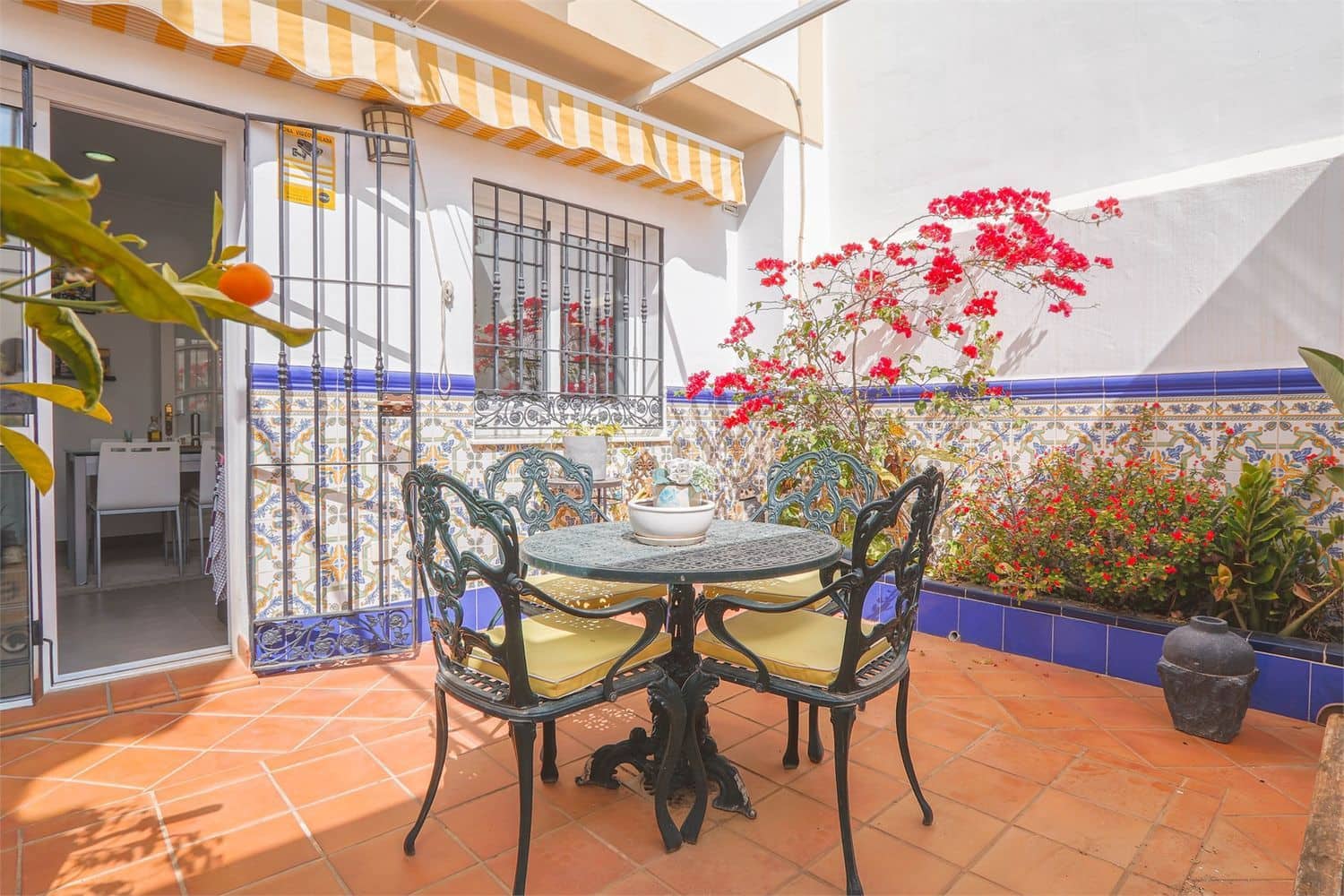 Omakotitalo myytävänä paikassa Nerja - 595 000 € (Ref: 9976386)
