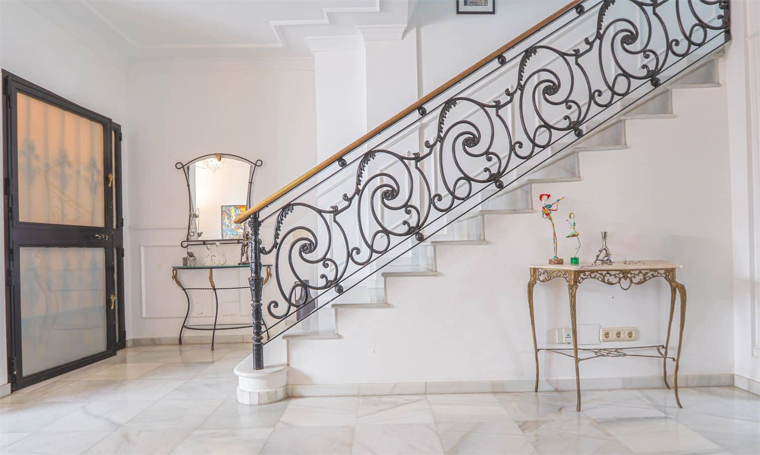 Omakotitalo myytävänä paikassa Nerja - 595 000 € (Ref: 9976386)