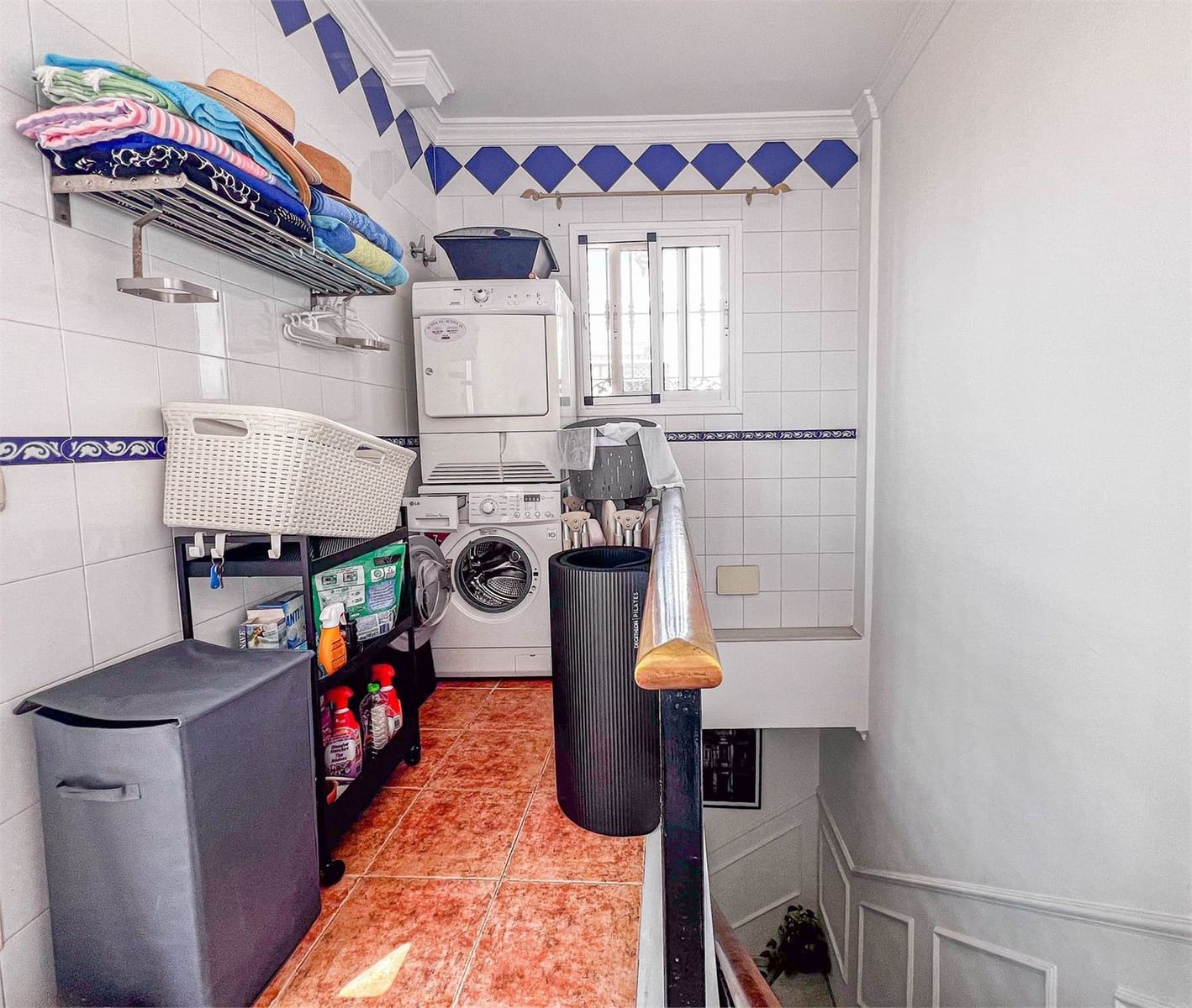 Omakotitalo myytävänä paikassa Nerja - 595 000 € (Ref: 9976386)