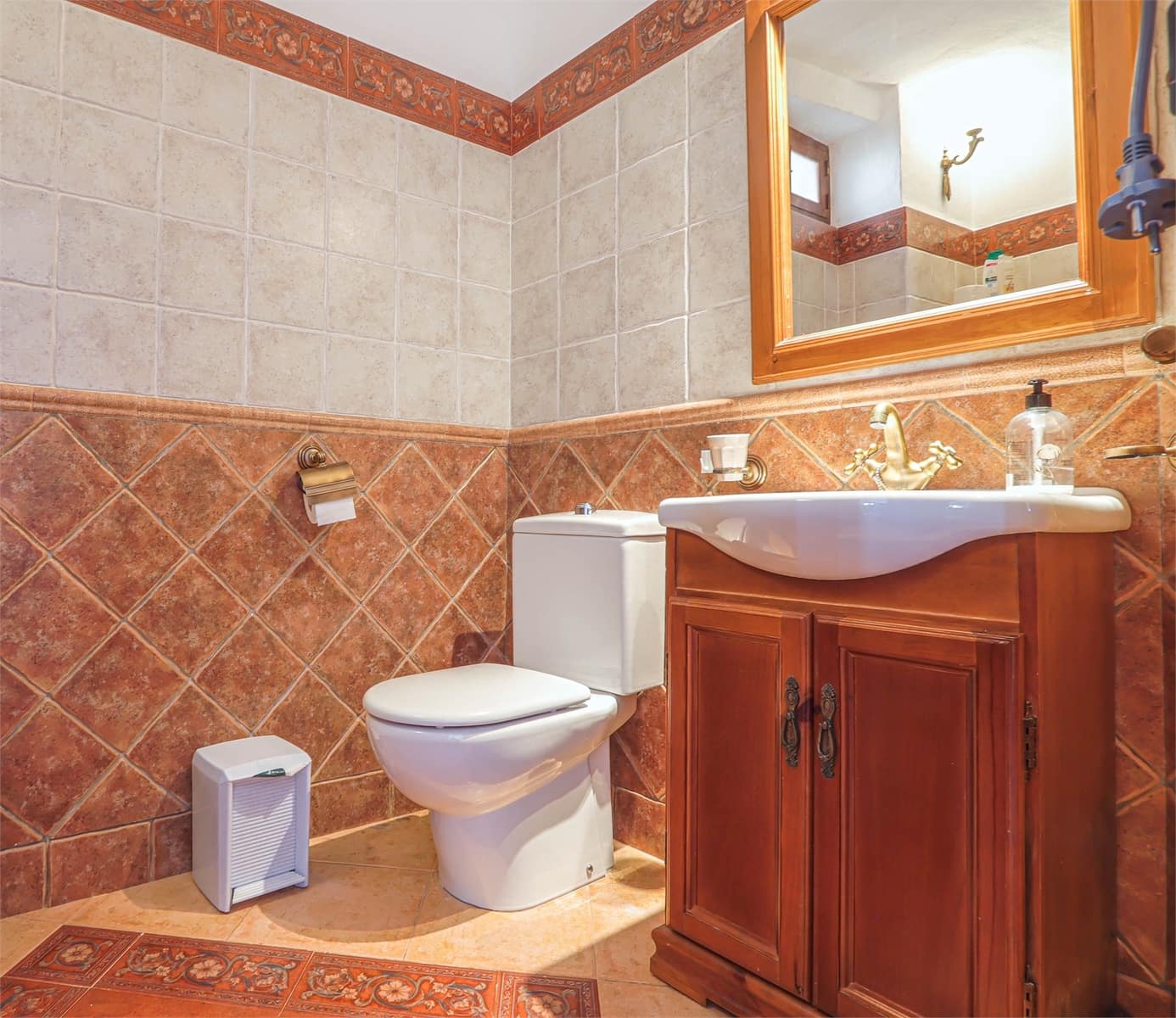 5 chambre Finca/Maison de Campagne à vendre à Frigiliana avec piscine - 975 000 € (Ref: 9976387)