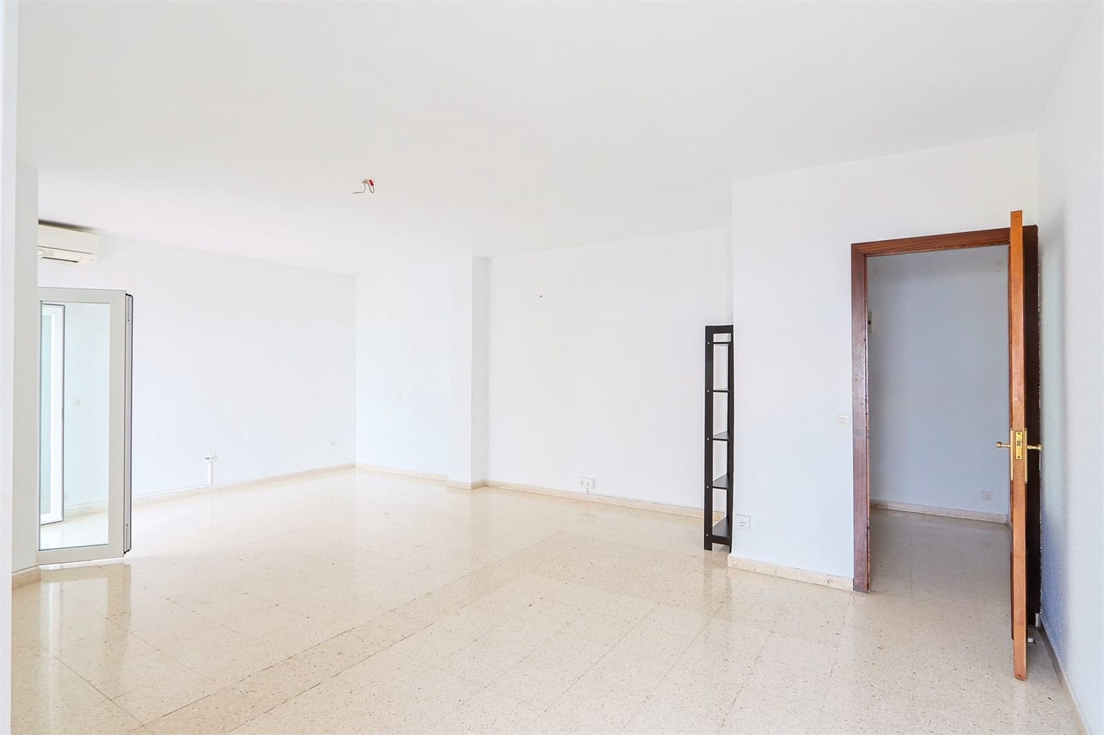 3 bedroom Apartment for sale in Nerja - € 425,000 (Ref: 9976388)