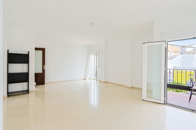 Lägenhet till salu i Centro, Nerja - 425 000 € (Ref: 9976388)