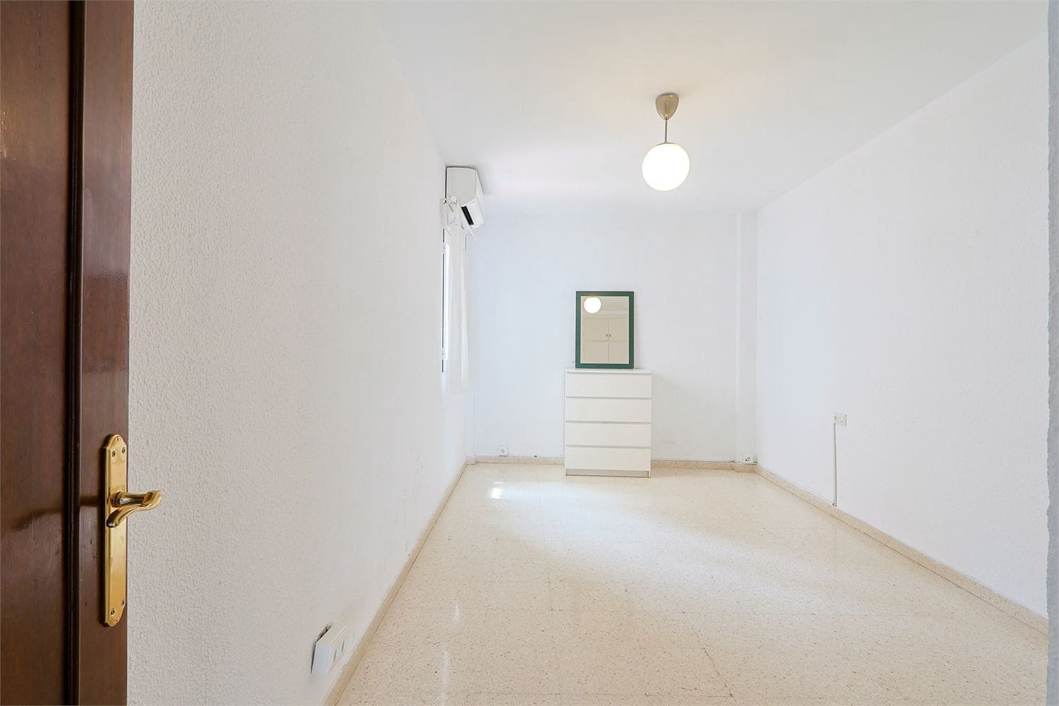 Apartamento para venda em Nerja - 425 000 € (Ref: 9976388)