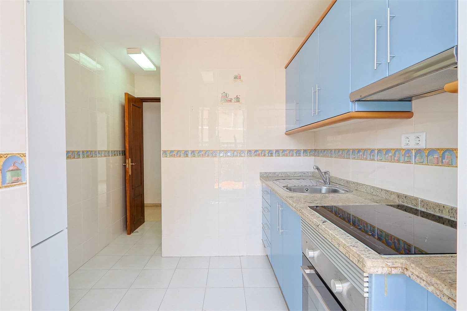 Apartamento para venda em Nerja - 425 000 € (Ref: 9976388)