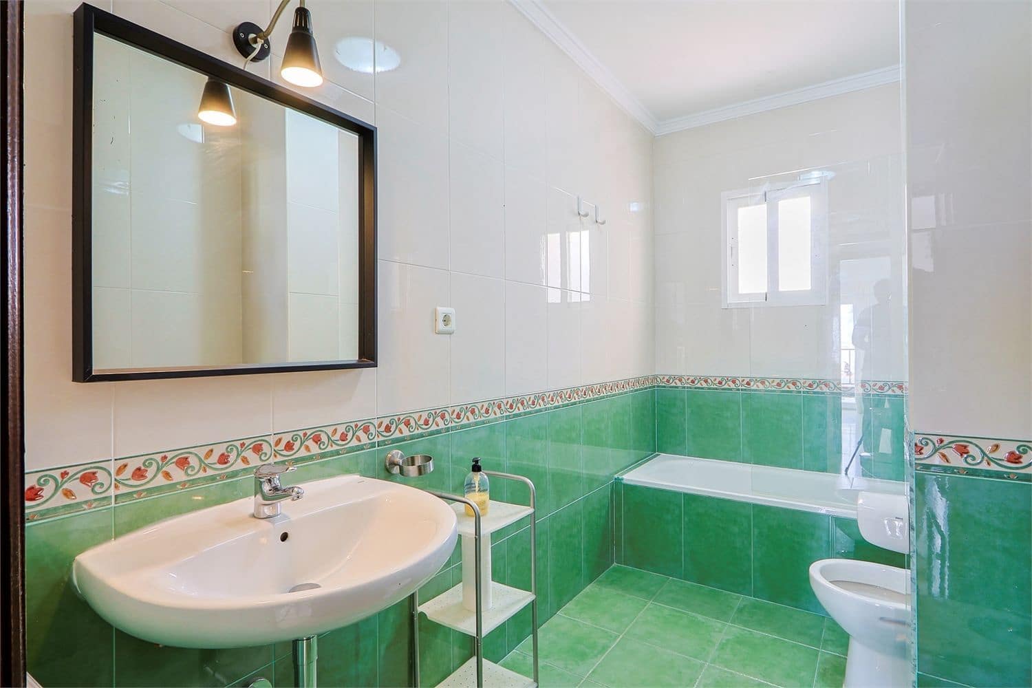 Apartamento para venda em Nerja - 425 000 € (Ref: 9976388)