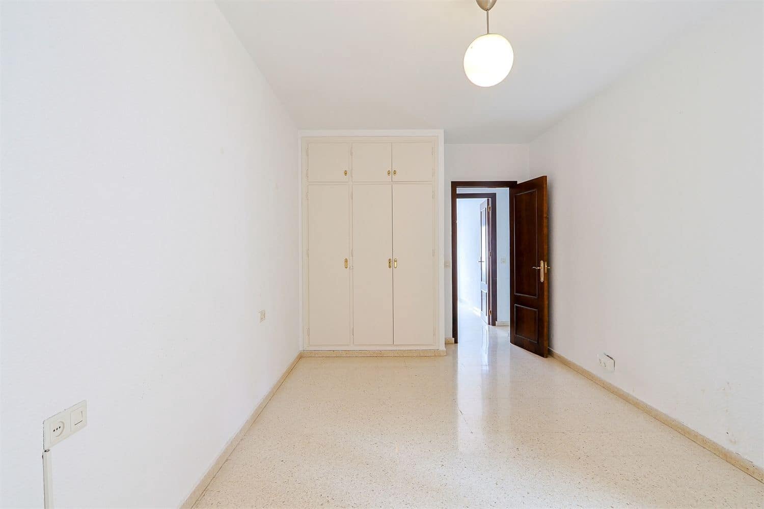 Apartamento para venda em Nerja - 425 000 € (Ref: 9976388)