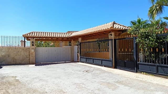 7 sypialnia Willa na sprzedaż w Benidorm - 13 500 000 € (Ref: 5572612)