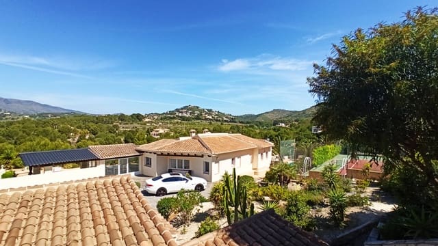 5 sypialnia Willa na sprzedaż w Calpe / Calp - 1 150 000 € (Ref: 6452953)