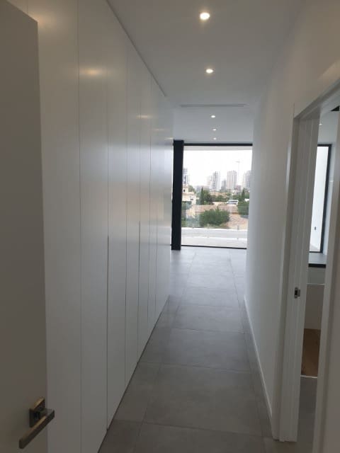 4 bedroom Villa for sale in Calpe / Calp - € 1,290,000 (Ref: 6452964)