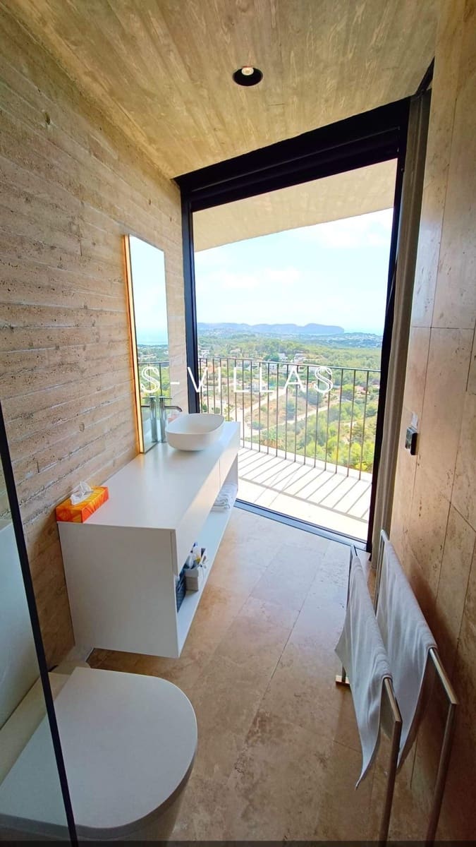 4 bedroom Villa for sale in Benissa - € 2,750,000 (Ref: 7925410)