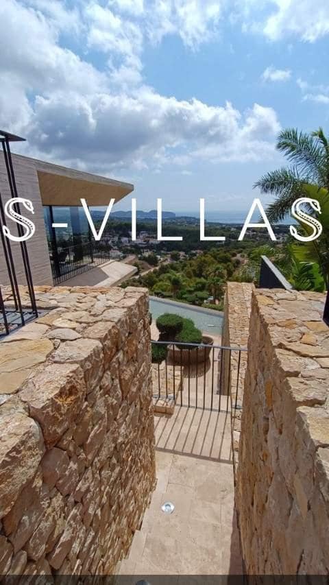 4 bedroom Villa for sale in Benissa - € 2,750,000 (Ref: 7925410)