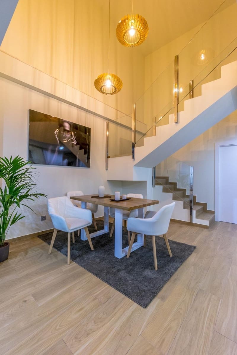 3 bedroom Villa for sale in Ciudad Quesada with pool - € 649,000 (Ref: 7925588)