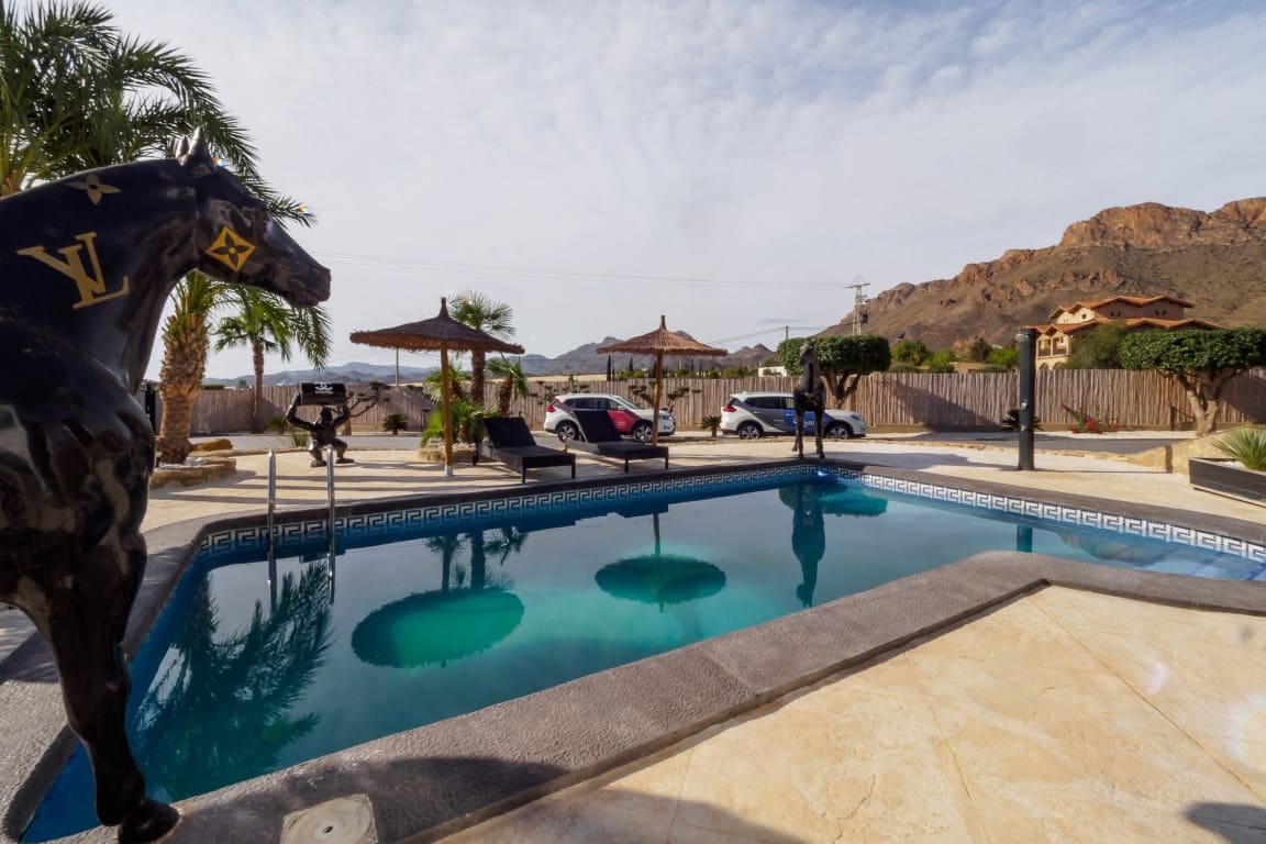 3 soveværelse Villa til salg i Pulpi med garage - € 795.000 (Ref: 7926188)