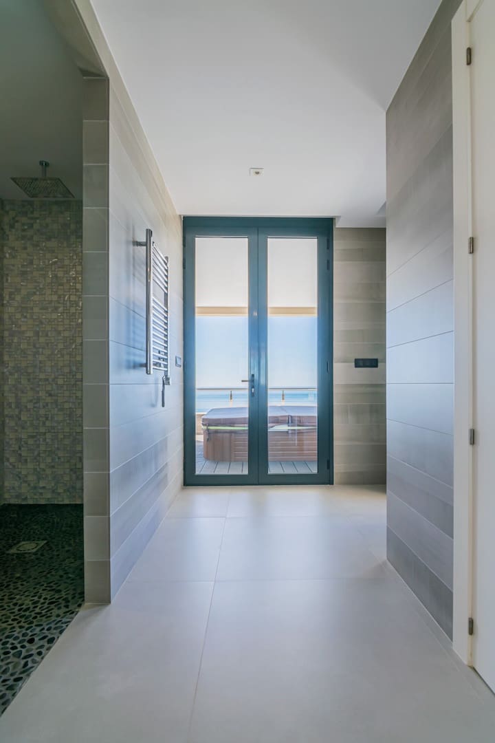 5 soveværelse Villa til salg i Altea la Vella med swimmingpool - € 3.500.000 (Ref: 8215135)