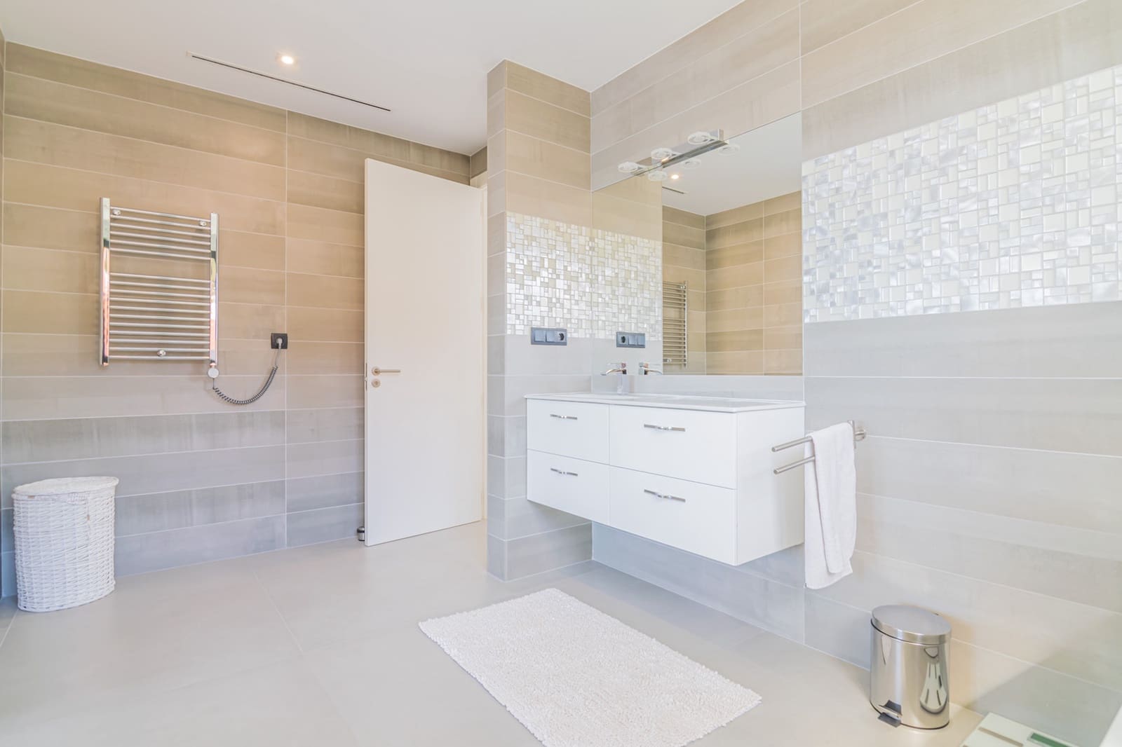 5 soveværelse Villa til salg i Altea la Vella med swimmingpool - € 3.500.000 (Ref: 8215135)