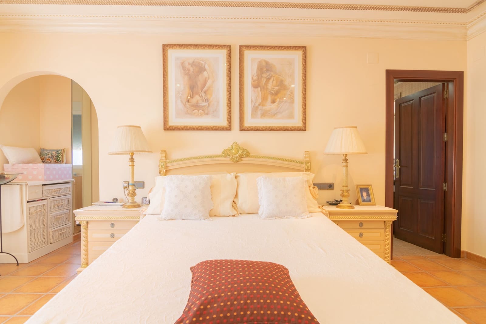 7 bedroom Villa for sale in Alfaz del Pi / L'Alfas del Pi with pool - € 811,000 (Ref: 8215136)