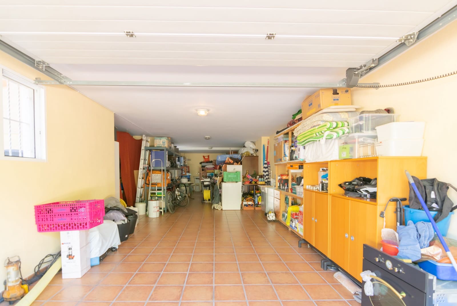 7 bedroom Villa for sale in Alfaz del Pi / L'Alfas del Pi with pool - € 811,000 (Ref: 8215136)