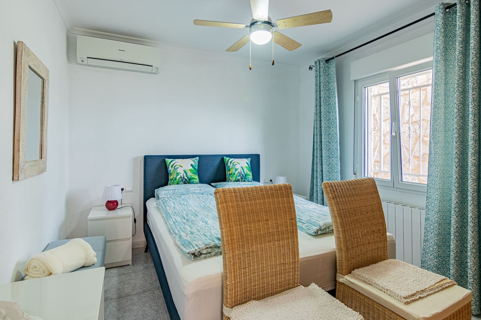 Chalet de 4 habitaciones en La Nucia en venta con piscina - 595.000 € (Ref: 8215138)