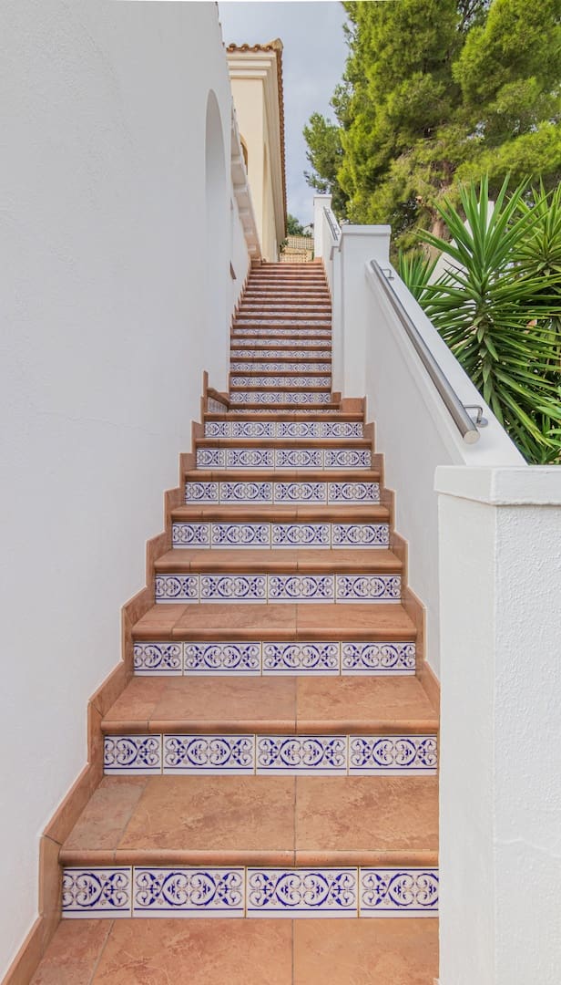 Chalet de 4 habitaciones en La Nucia en venta con piscina - 595.000 € (Ref: 8215138)