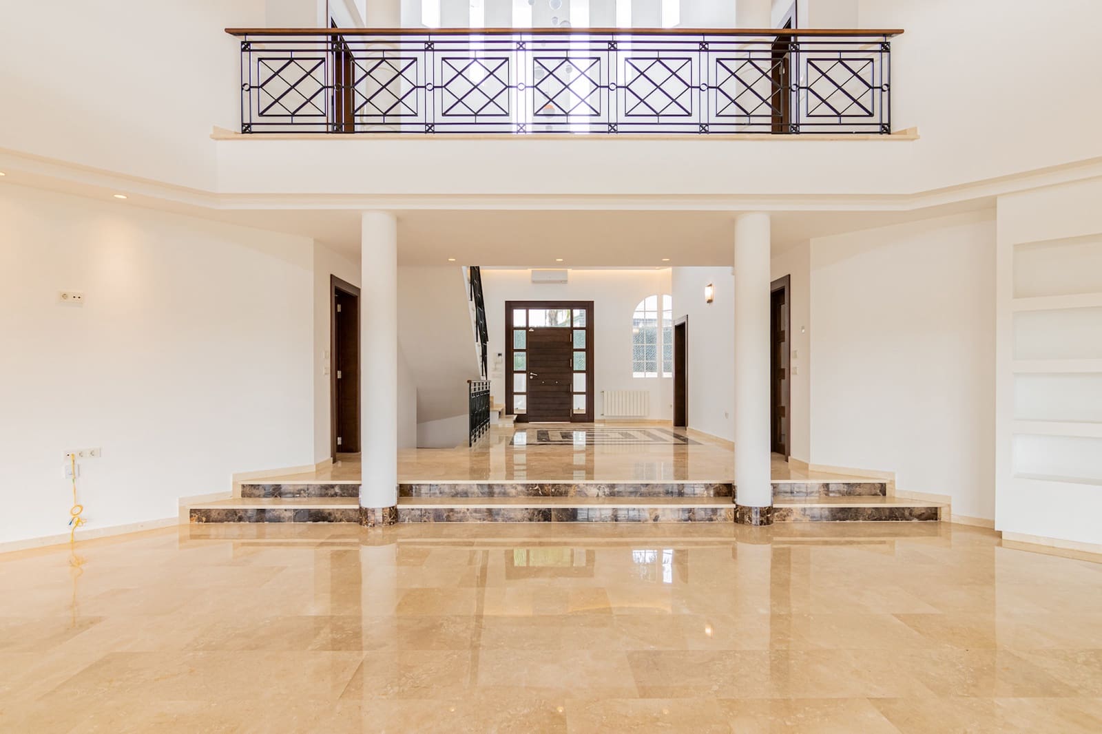 Chalet de 6 habitaciones en Alfaz del Pi / L'Alfàs del Pi en venta con piscina - 1.510.000 € (Ref: 8215139)