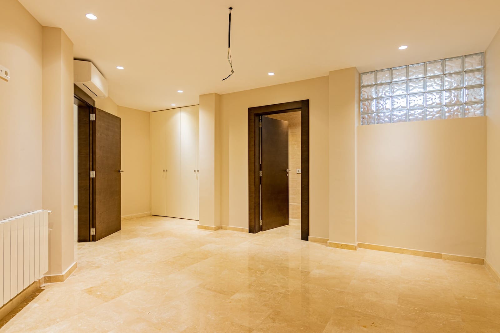 Chalet de 6 habitaciones en Alfaz del Pi / L'Alfàs del Pi en venta con piscina - 1.510.000 € (Ref: 8215139)