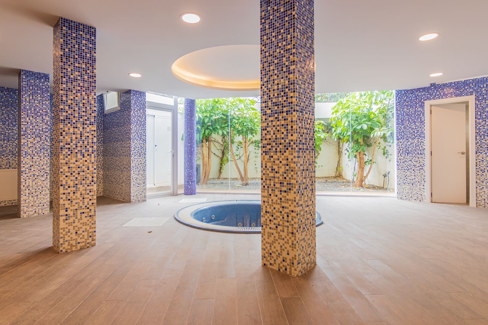 Chalet de 6 habitaciones en Alfaz del Pi / L'Alfàs del Pi en venta con piscina - 1.510.000 € (Ref: 8215139)