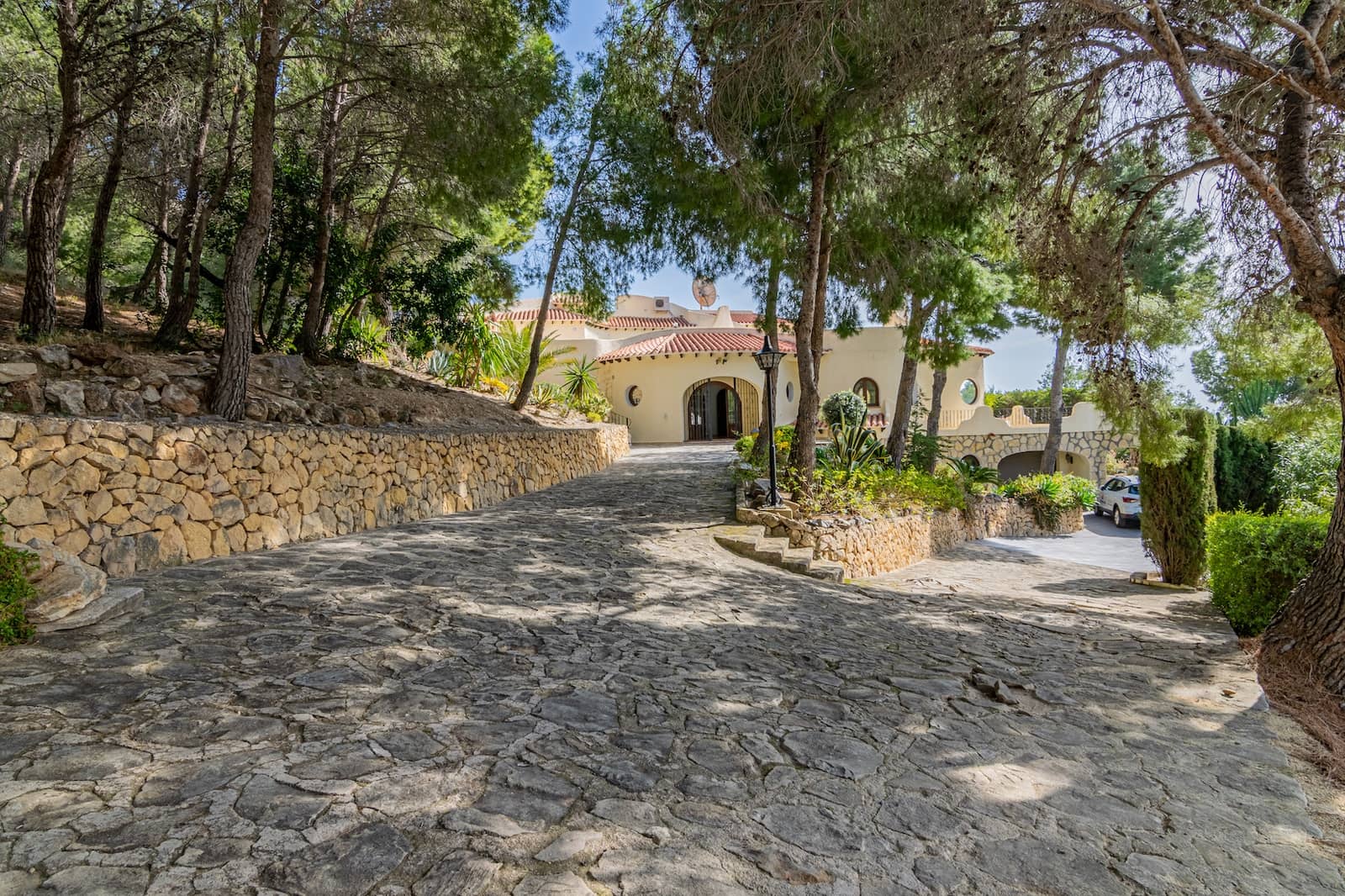 4 soveværelse Villa til salg i Altea la Vella med swimmingpool - € 1.350.000 (Ref: 8215140)