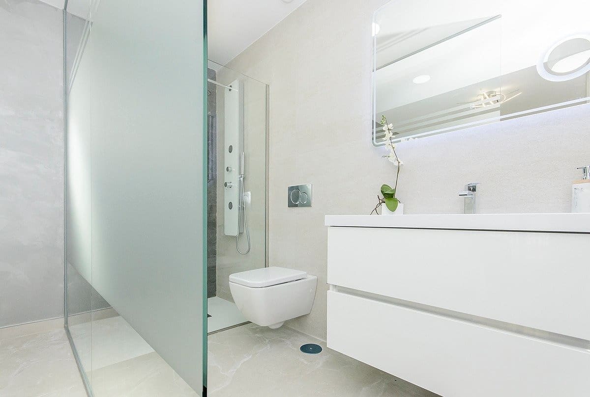 2 bedroom Apartment for sale in San Miguel de Salinas with pool - € 375,000 (Ref: 8498234)