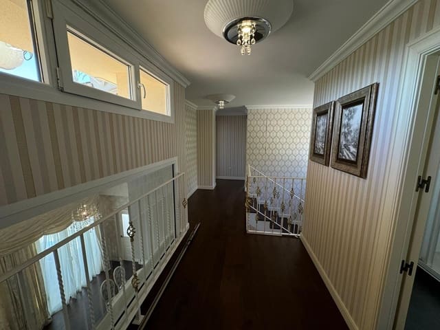 4 sypialnia Willa na sprzedaż w Altea z basenem - 1 450 000 € (Ref: 8563211)