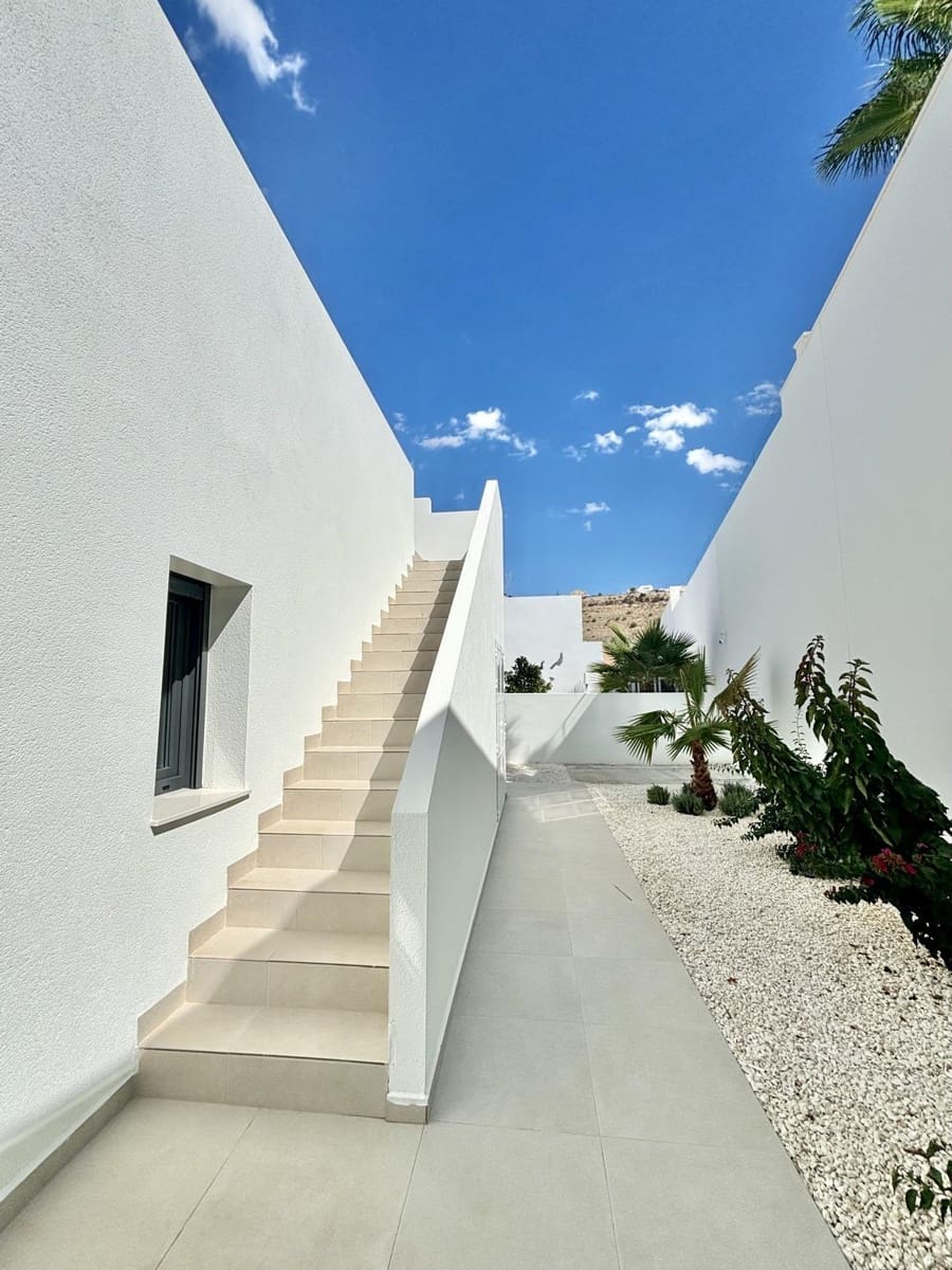 3 Zimmer Villa zu verkaufen in Benijofar mit Pool - 478.732 € (Ref: 8607299)