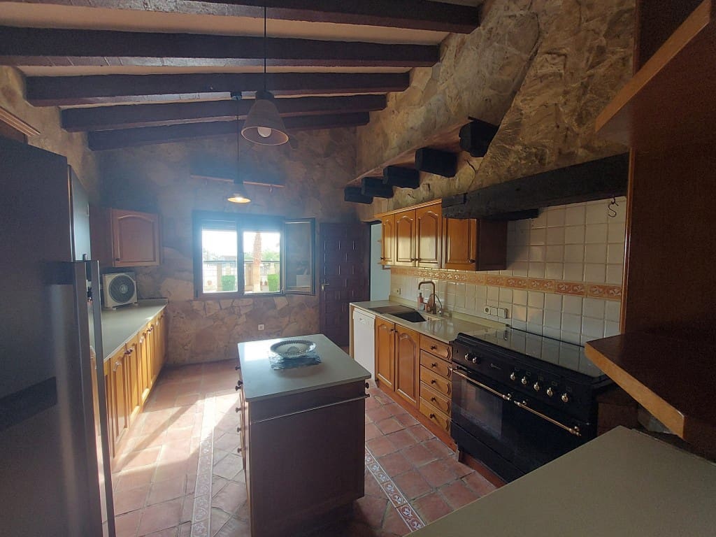 4 bedroom Villa for sale in Altea - € 1,260,000 (Ref: 8627910)