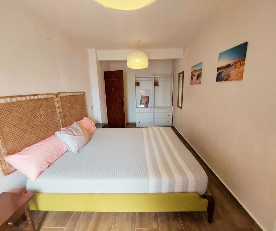 4 bedroom Villa for sale in Altea - € 1,260,000 (Ref: 8627910)