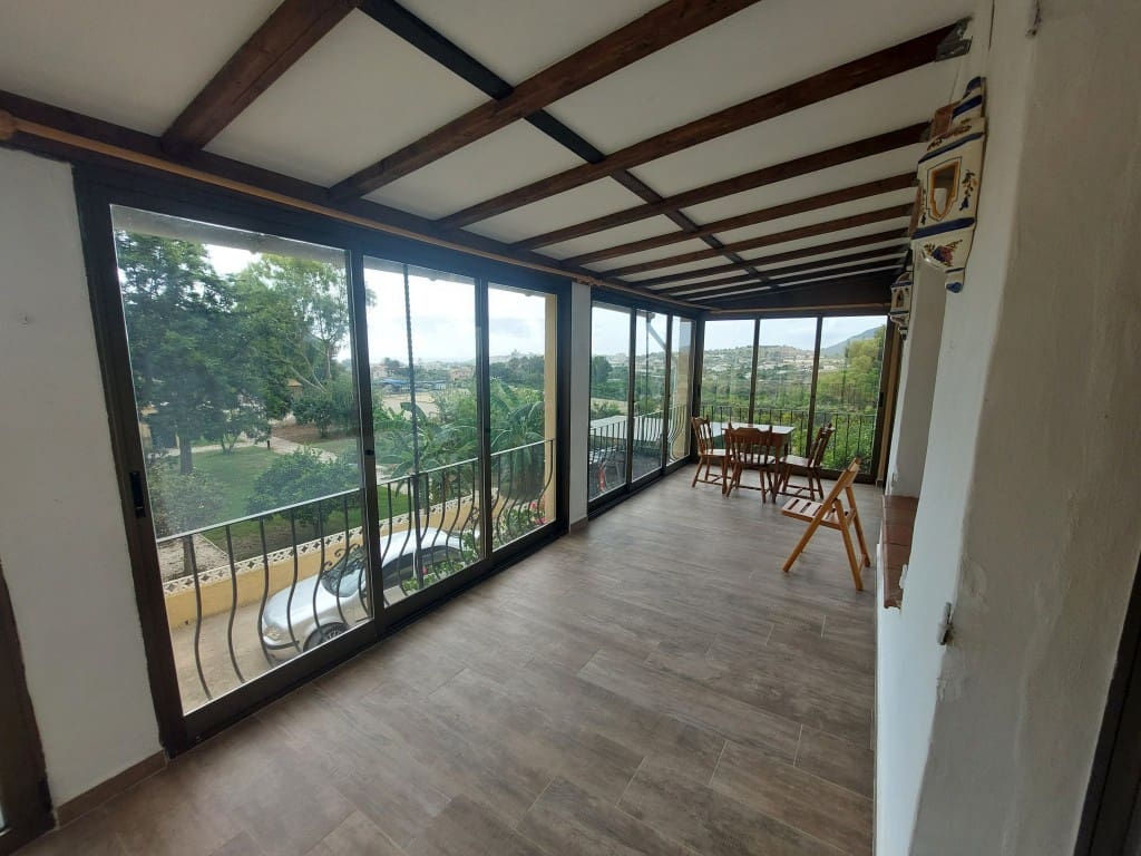 4 bedroom Villa for sale in Altea - € 1,260,000 (Ref: 8627910)