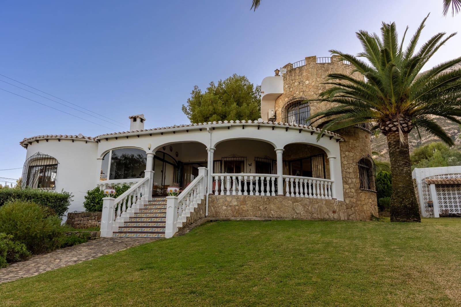 3 bedroom Villa for sale in Denia - € 750,000 (Ref: 8661720)