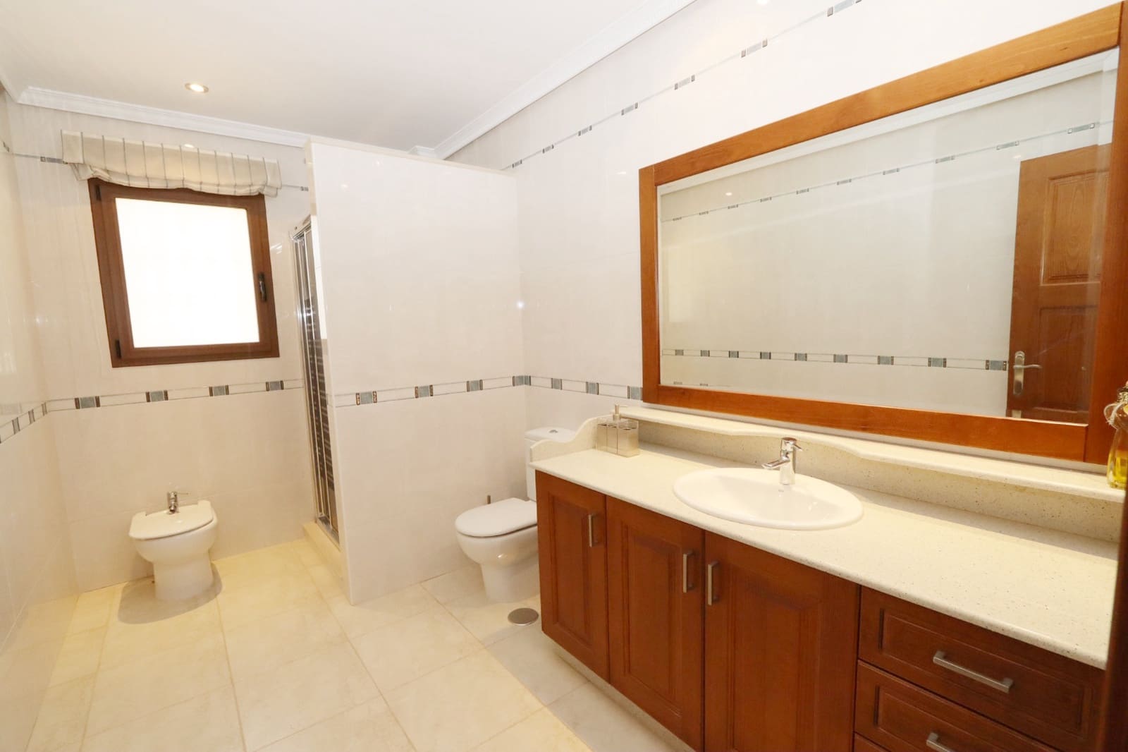 5 bedroom Villa for sale in Altea with garage - € 2,000,000 (Ref: 8681727)