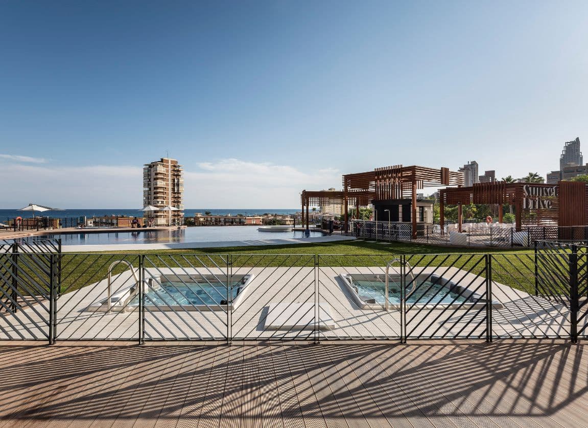 2 bedroom Apartment for sale in Benidorm - € 690,000 (Ref: 8714270)