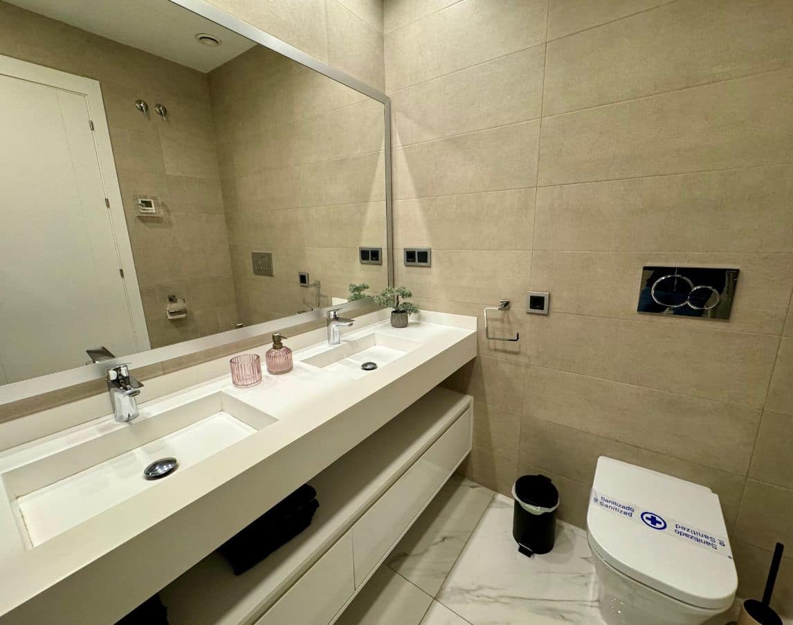 2 bedroom Apartment for sale in Benidorm - € 690,000 (Ref: 8714270)