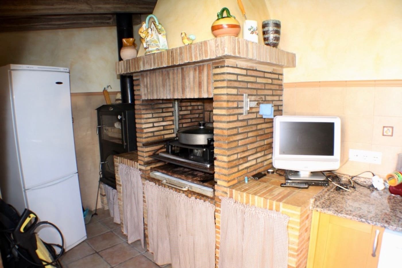 4 sypialnia Willa na sprzedaż w La Nucia z basenem garażem - 525 000 € (Ref: 8766026)