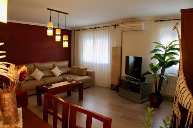 4 sypialnia Willa na sprzedaż w La Nucia z basenem garażem - 525 000 € (Ref: 8766026)