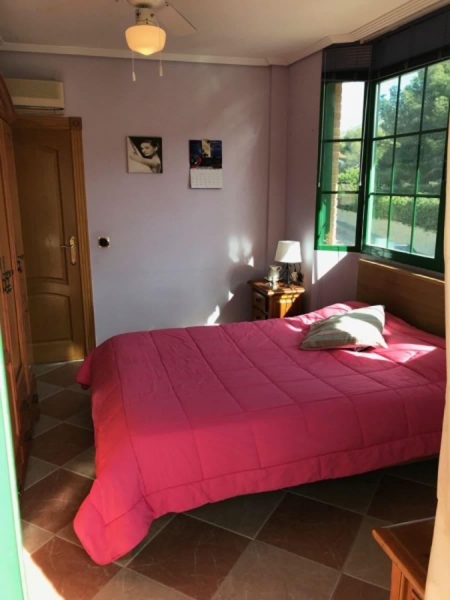 6 bedroom Villa for sale in Benidorm with pool garage - € 1,150,000 (Ref: 8766027)