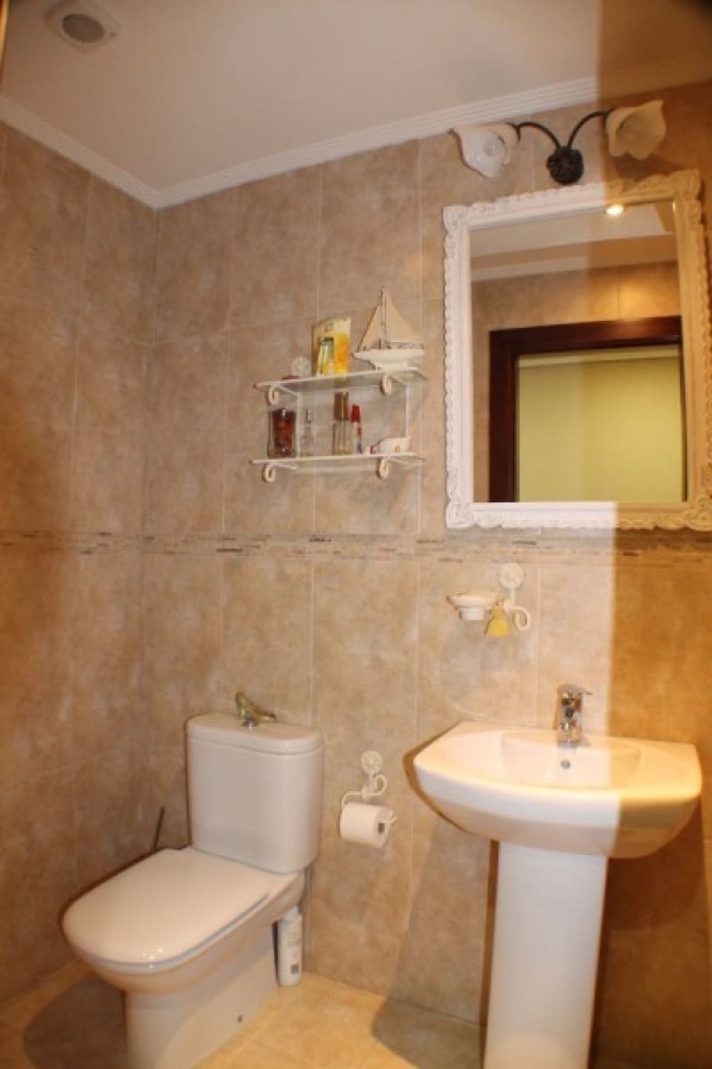 6 bedroom Villa for sale in Alfaz del Pi / L'Alfas del Pi with pool garage - € 810,000 (Ref: 8766030)