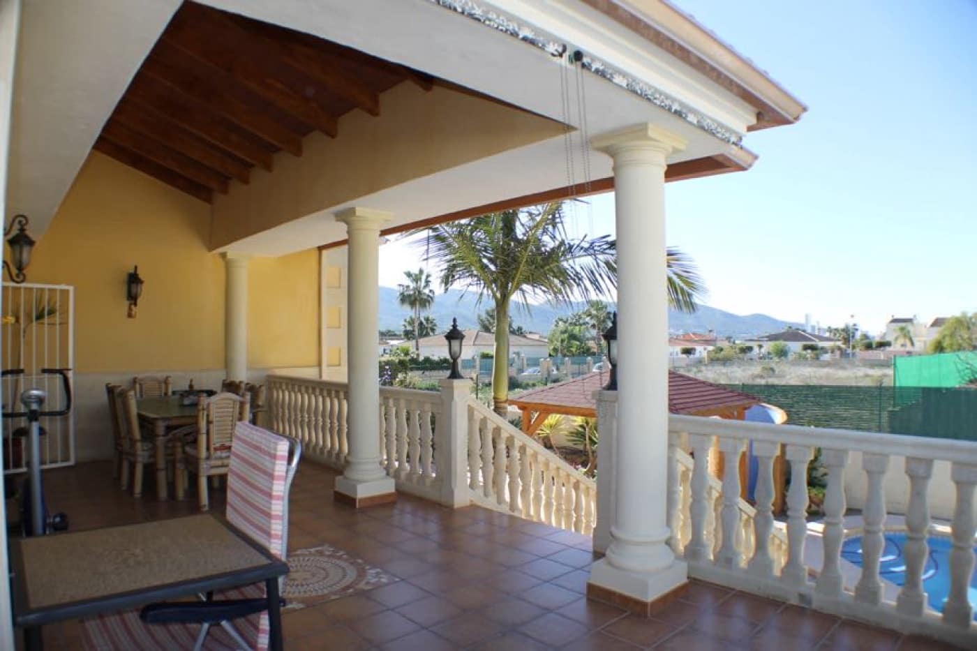 6 bedroom Villa for sale in Alfaz del Pi / L'Alfas del Pi with pool garage - € 810,000 (Ref: 8766030)