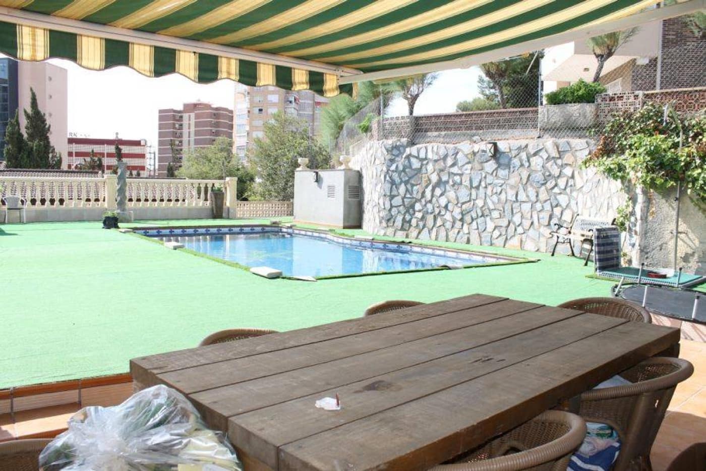 9 bedroom Villa for sale in Benidorm with pool garage - € 1,790,000 (Ref: 8766032)